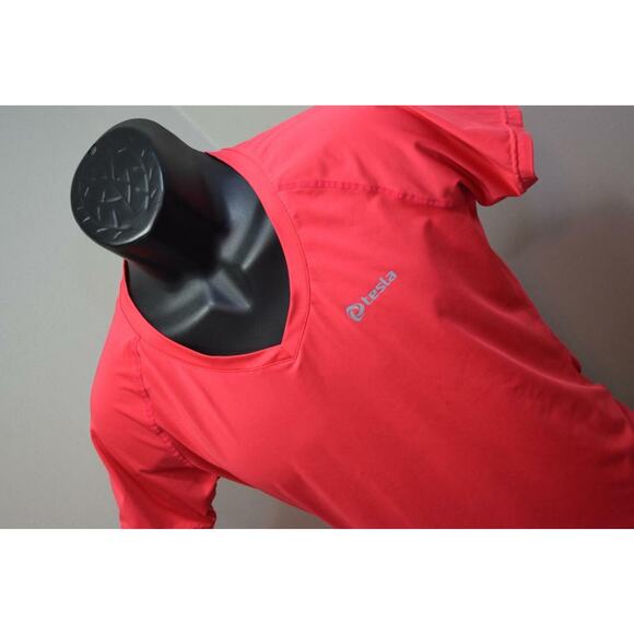 31822 Womens Tesla Dri Fitting Polyester Fitted Pink Athletic Gym Shirt Sz XL - Picture 1 of 9